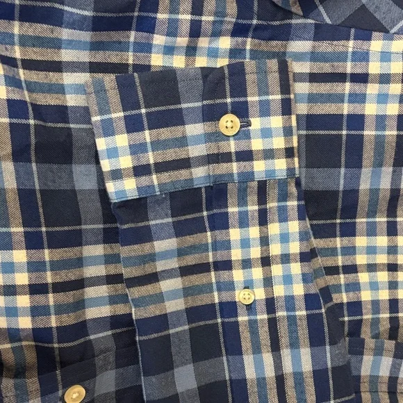 Vineyard Vines Navy and White Plaid Shirt (slim fit Tucker fit) - Picture 3 of 4